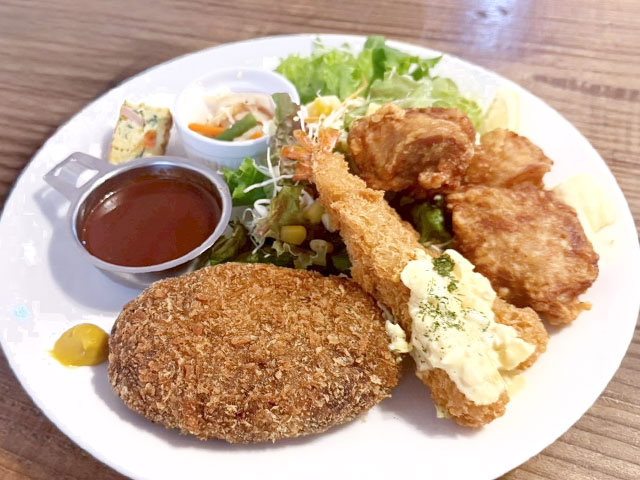 ハンバーグカツ デラックス