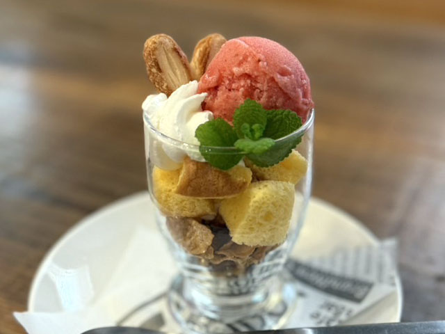 口福のミニパフェ